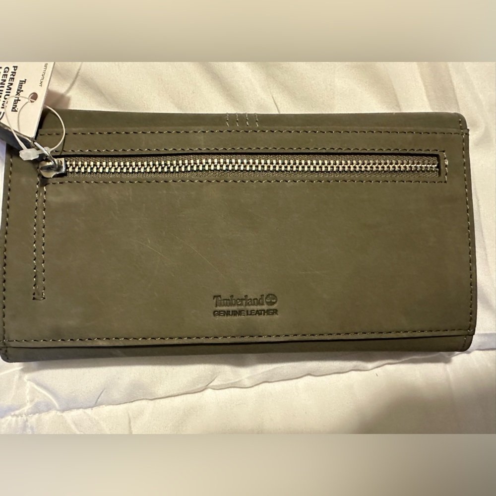Timberland wallet. - Picture 2 of 6